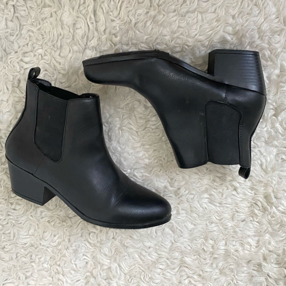 Ankle booties